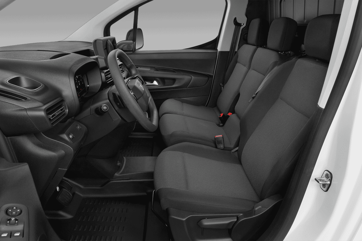 Vordersitze eines Opel Combo Cargo