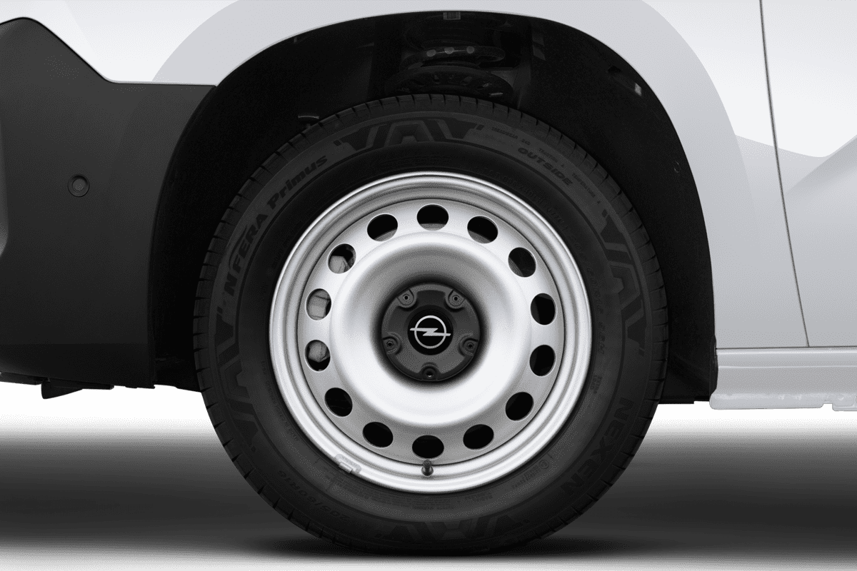 Radkappe oder Felge eines Opel Combo Cargo