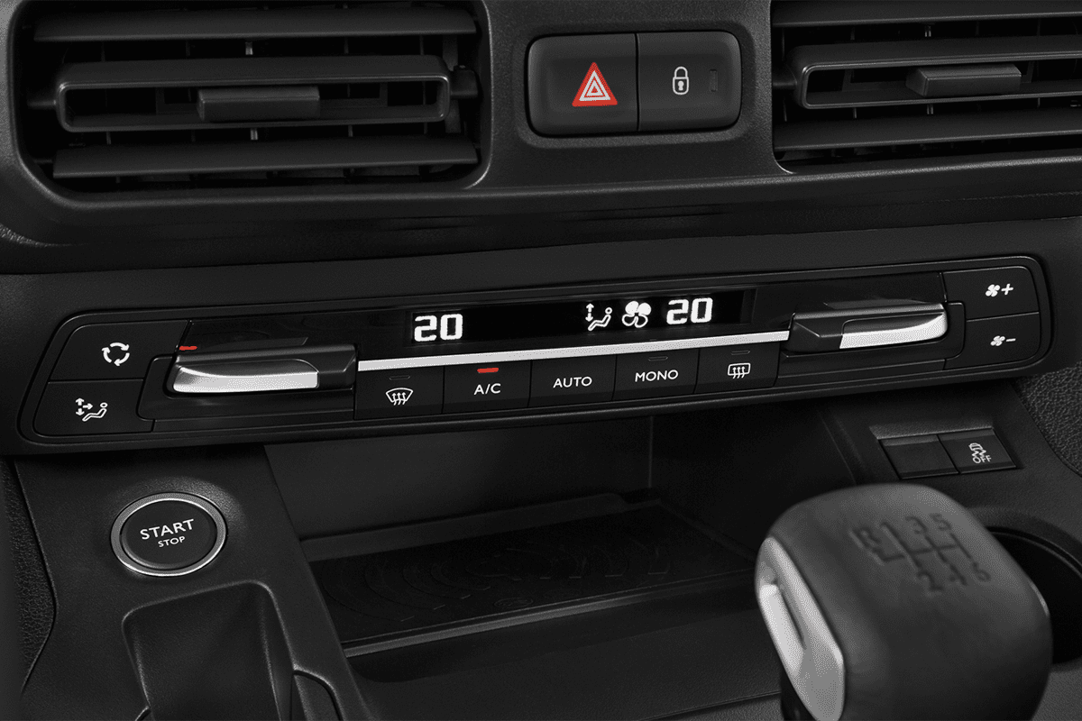 Klimasteuerung eines Opel Combo XL