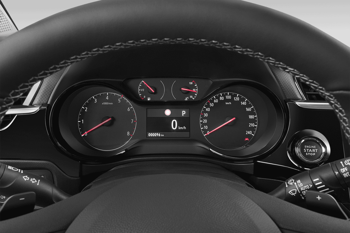 Kombiinstrument eines Opel Corsa 40 Jahre