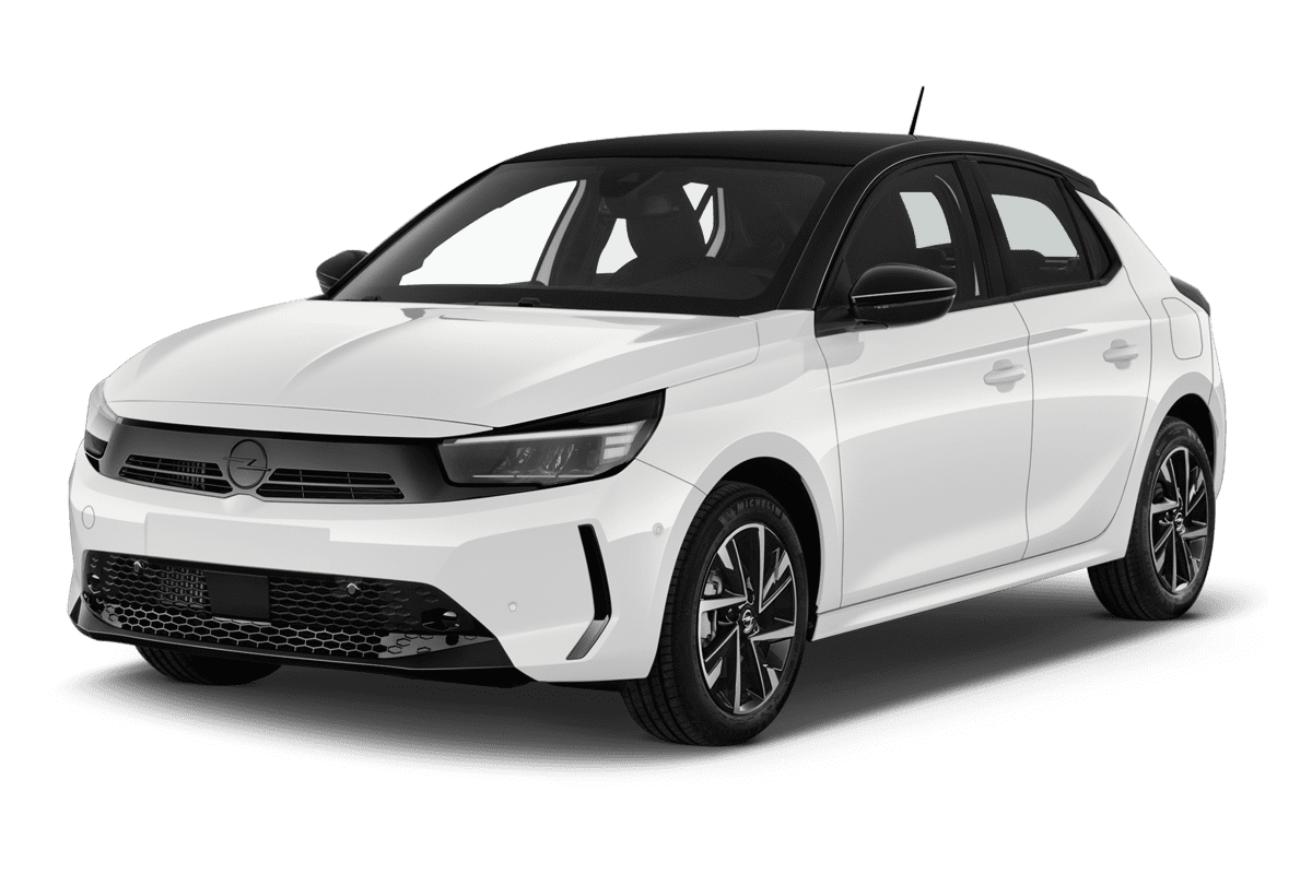 Schräge Frontansicht eines Opel Corsa, freigestellt