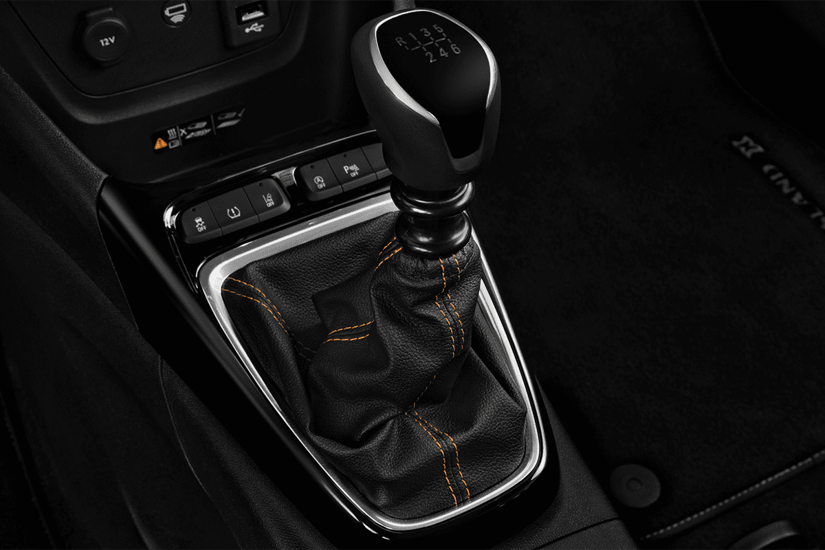 Schaltknüppel eines Opel Crossland X LPG