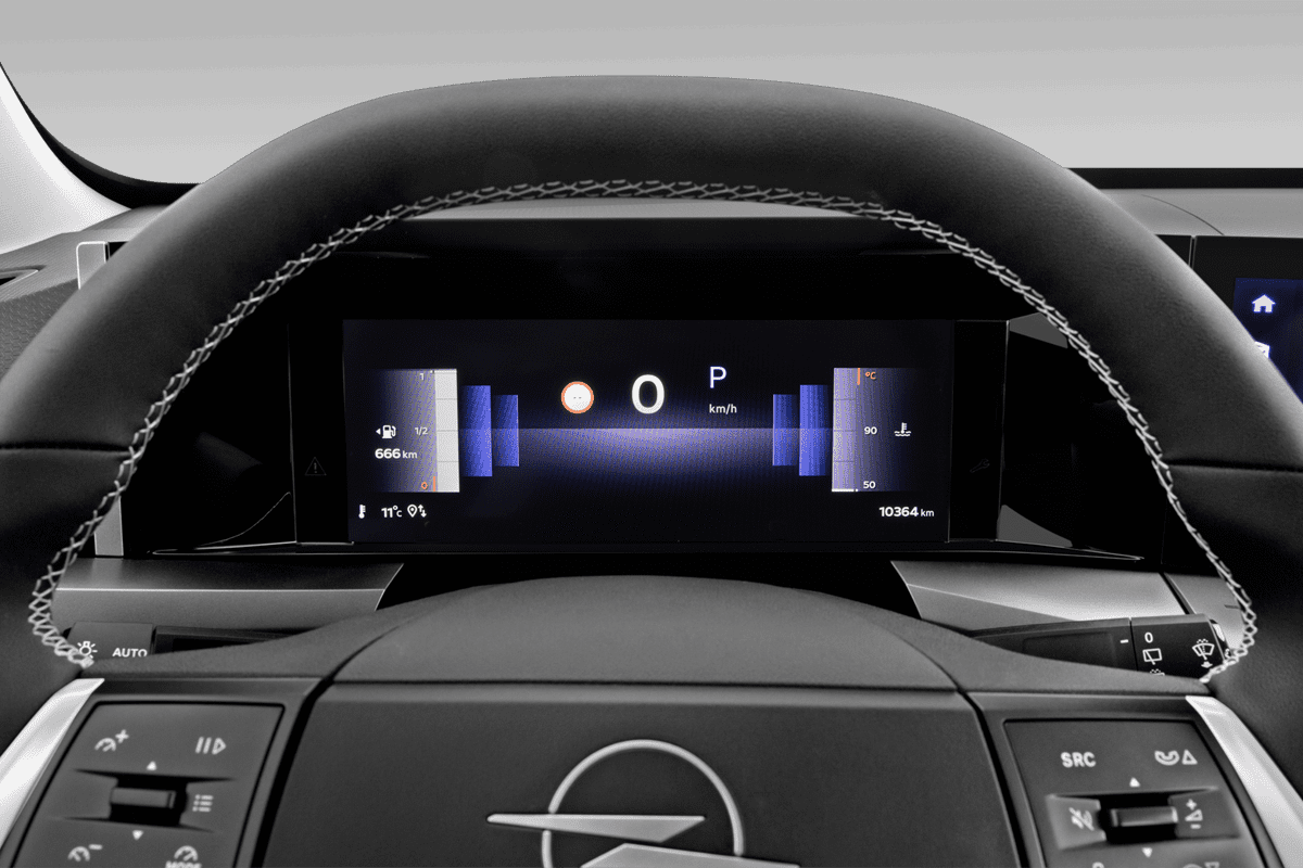 Kombiinstrument eines Opel Frontera