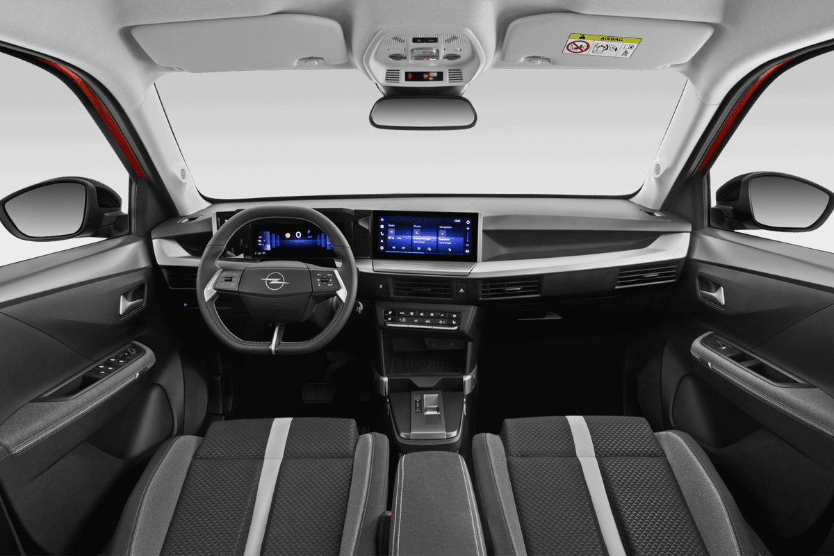 Armaturenbrett eines Opel Frontera Electric 