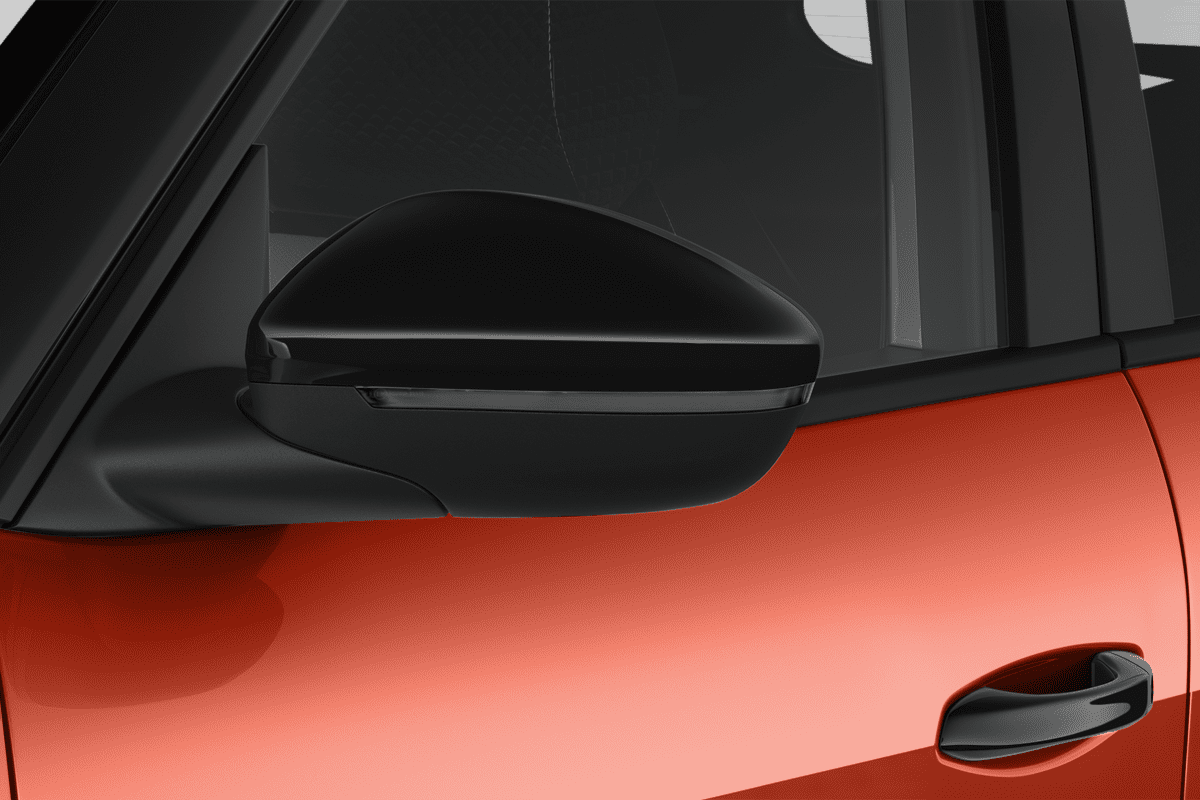 Rückspiegel eines Opel Frontera Electric 