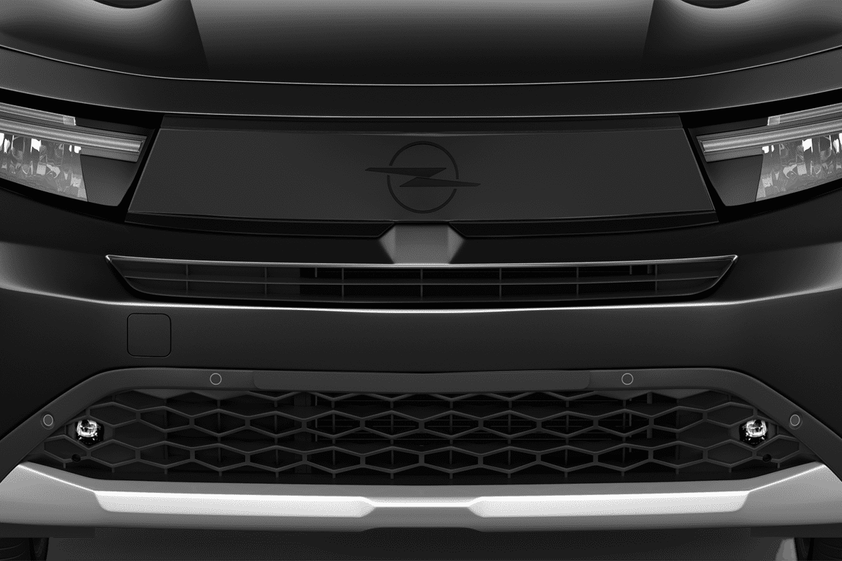 Kühlergrill eines Opel Frontera Electric