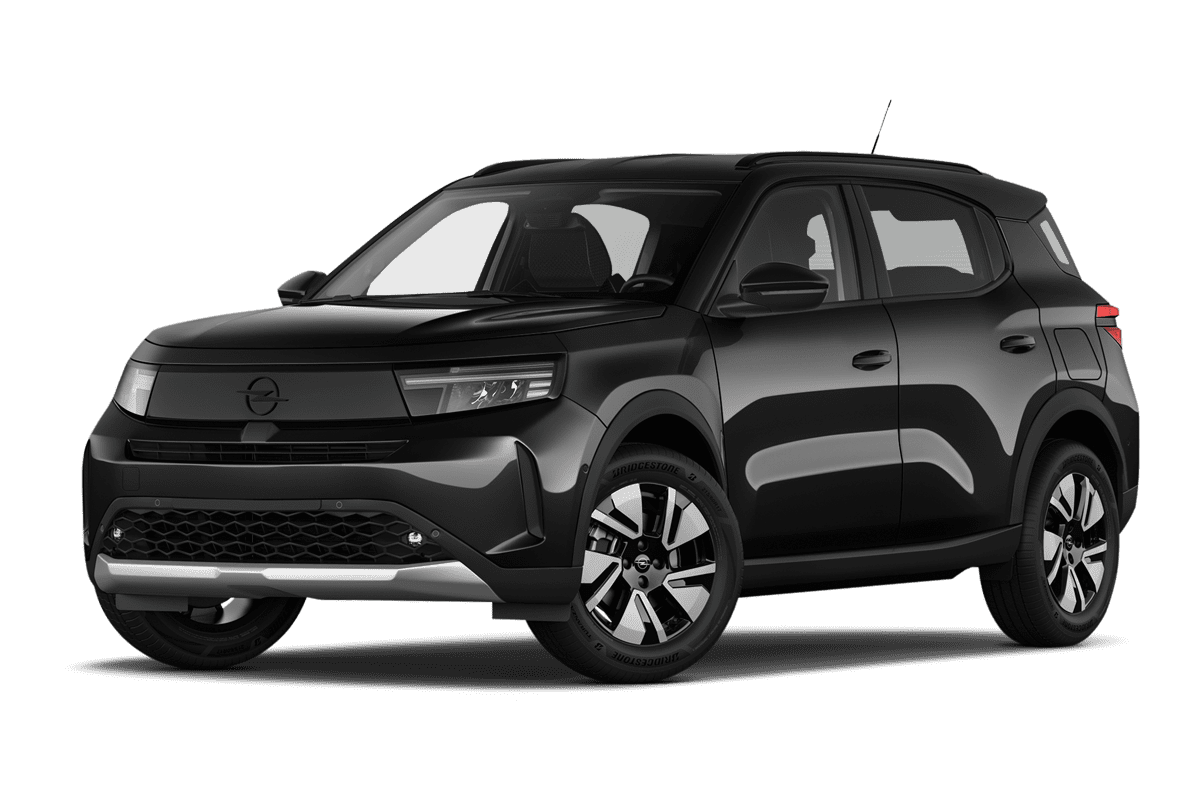 Tiefe, schräge Heckansicht eines Opel Frontera Electric , freigestellt