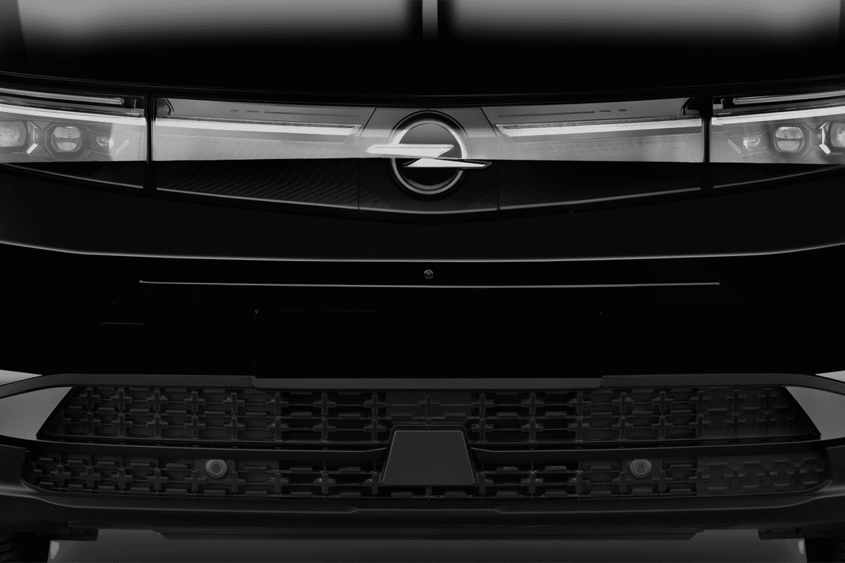 Kühlergrill eines Opel Grandland 