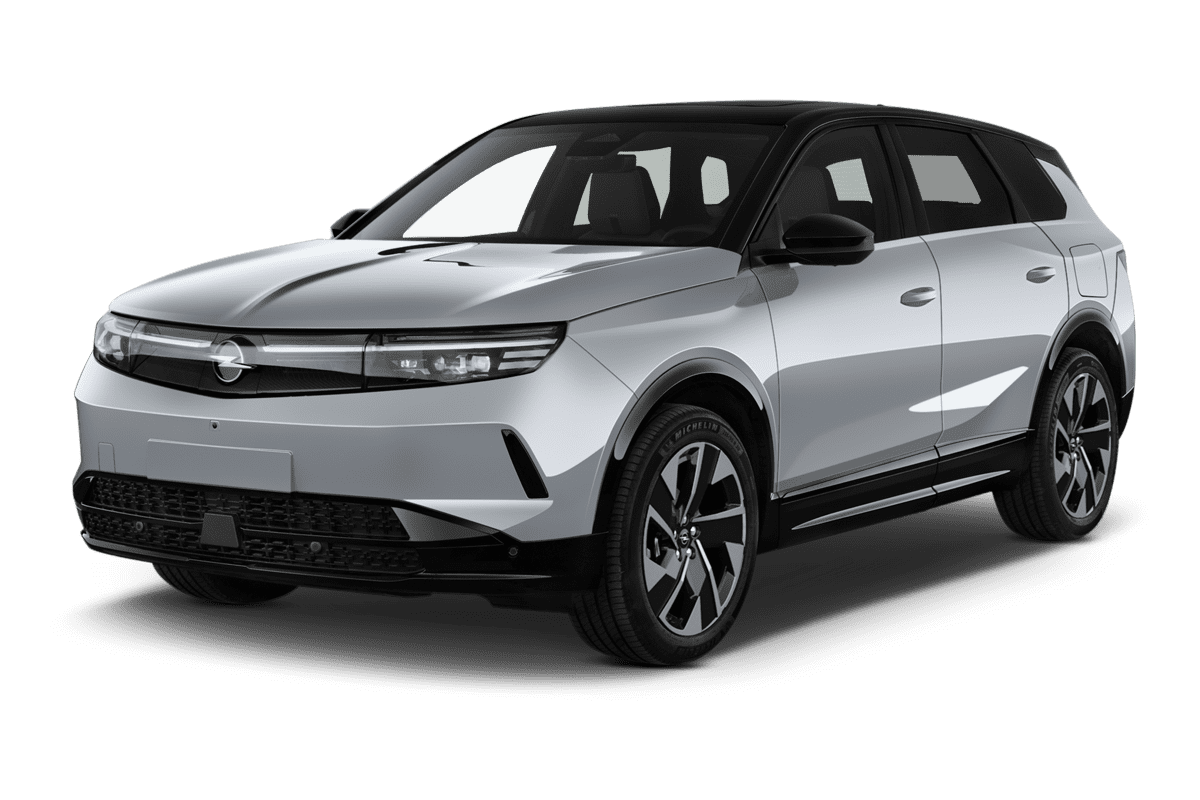 Schräge Frontansicht eines Opel Grandland Electric , freigestellt