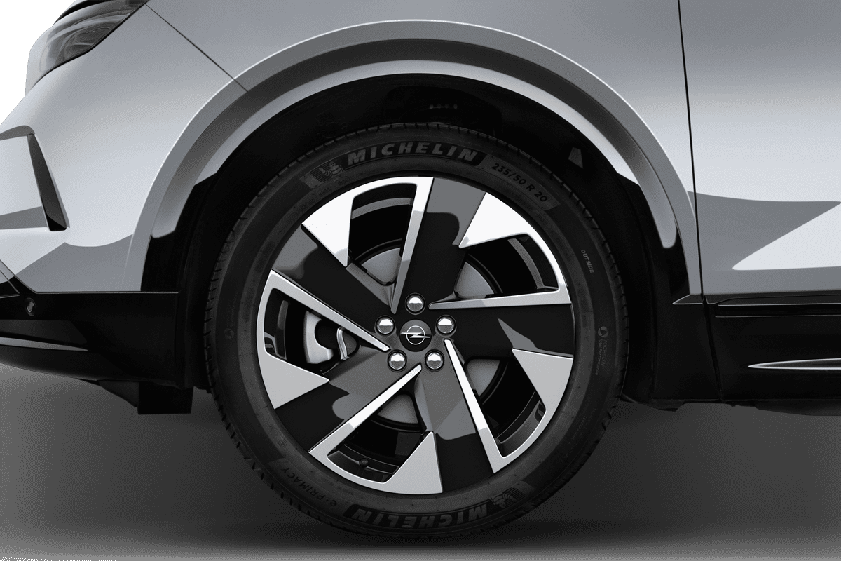 Radkappe oder Felge eines Opel Grandland Electric