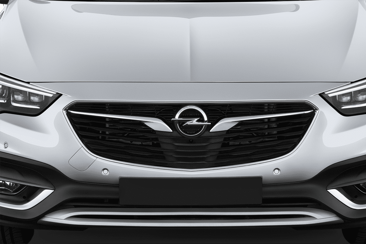 Kühlergrill eines Opel Insignia Country Tourer