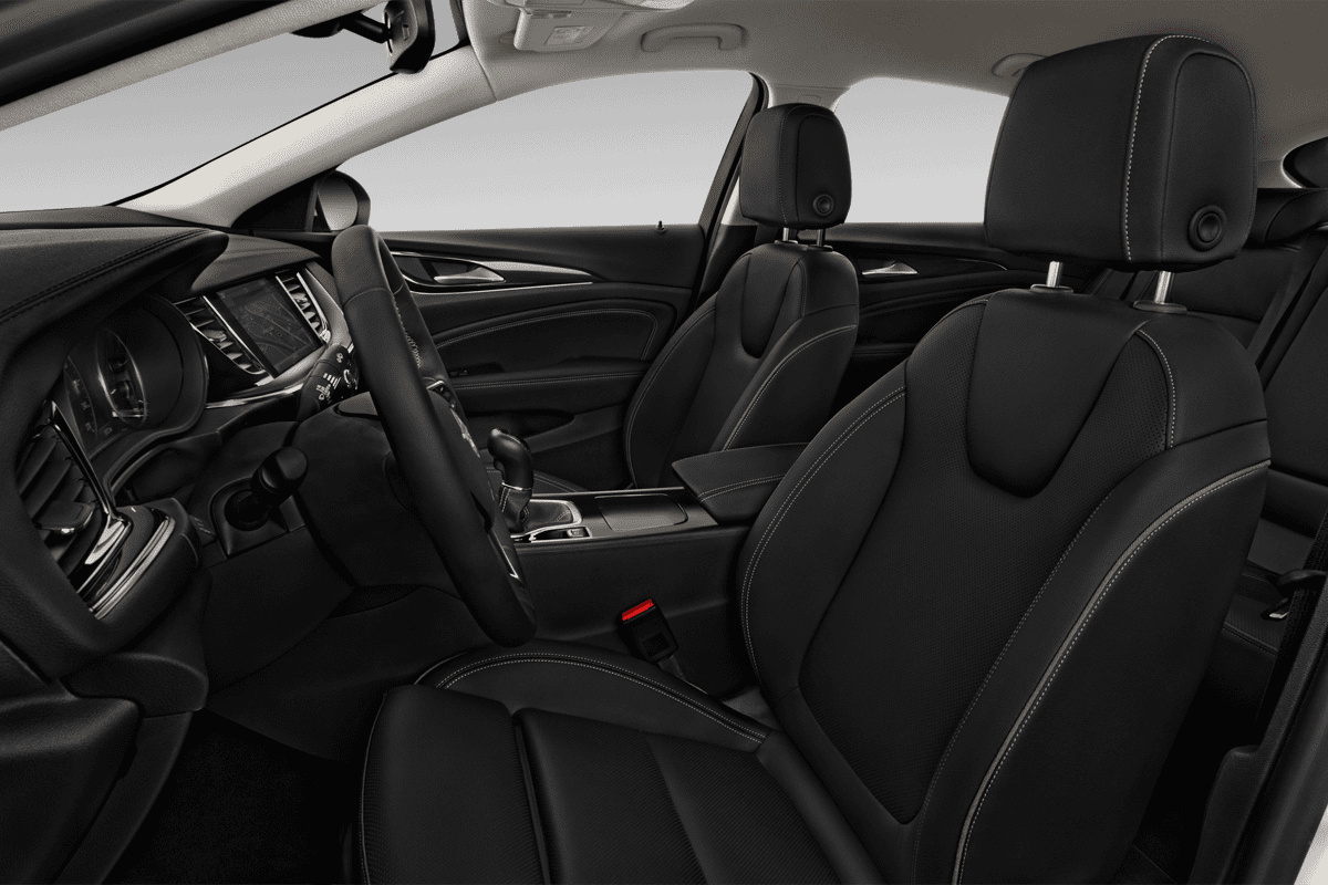 Vordersitze eines Opel Insignia Grand Sport