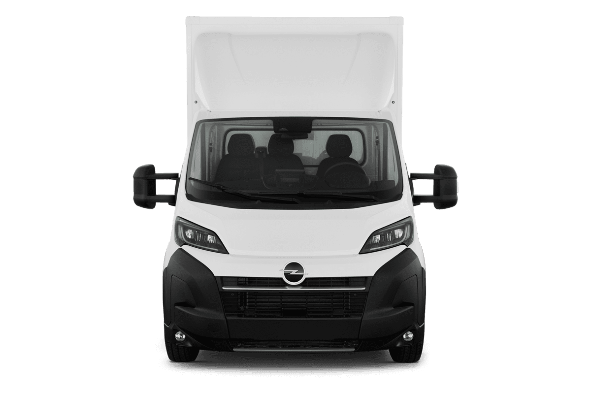 Frontansicht eines Opel Movano Normal Paketwagen, freigestellt
