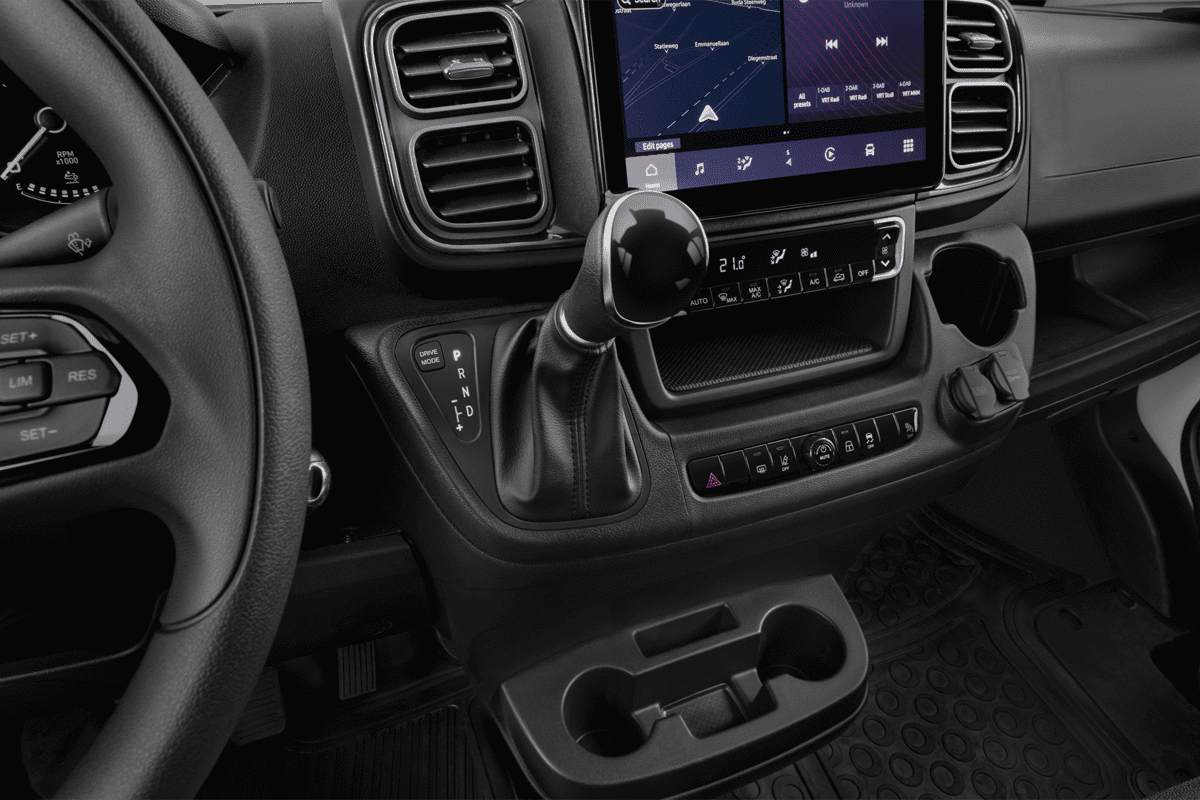 Schaltknüppel eines Opel Movano Normal Paketwagen