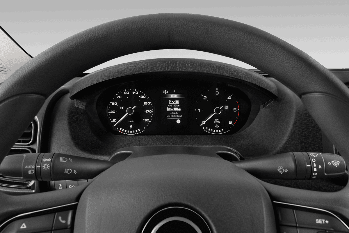 Kombiinstrument eines Opel Movano Normal Paketwagen