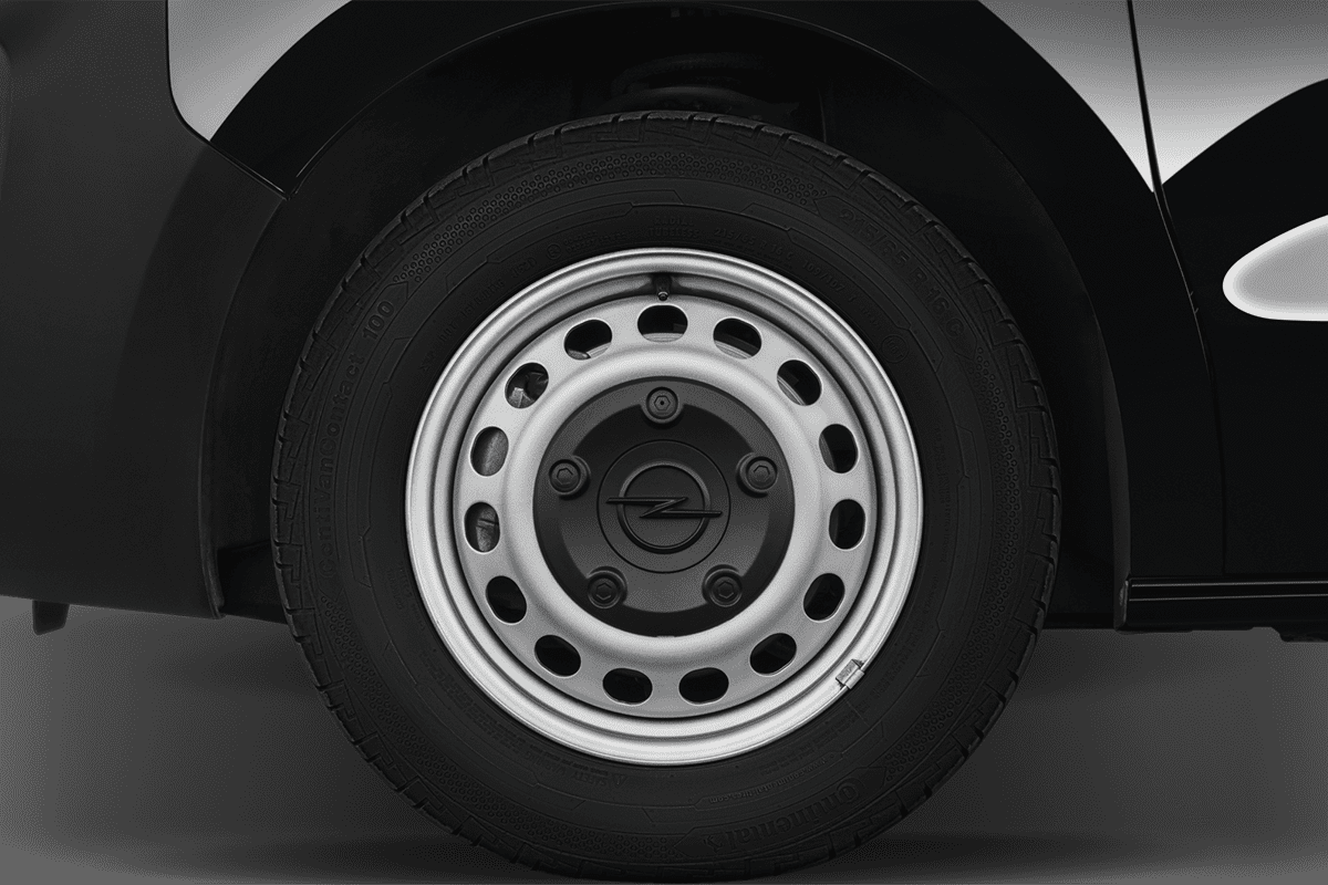 Radkappe oder Felge eines Opel Vivaro Kastenwagen