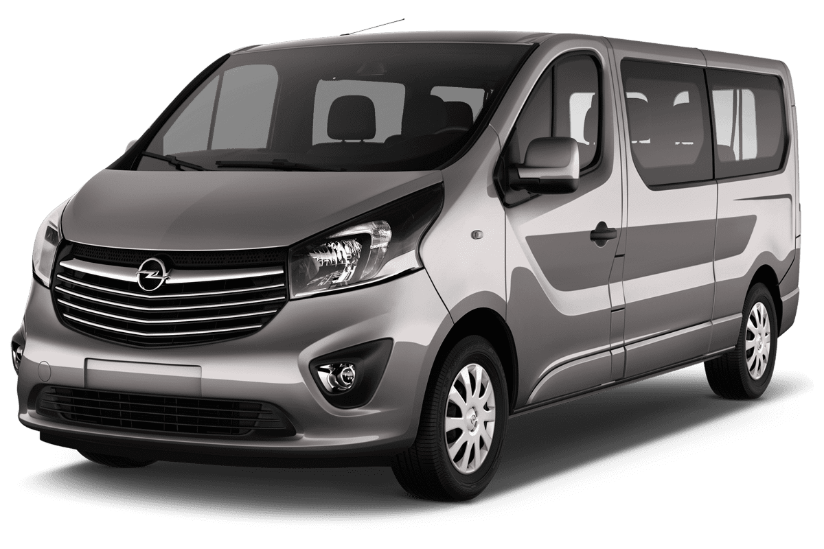 Schräge Frontansicht eines Opel Vivaro Kombi , freigestellt