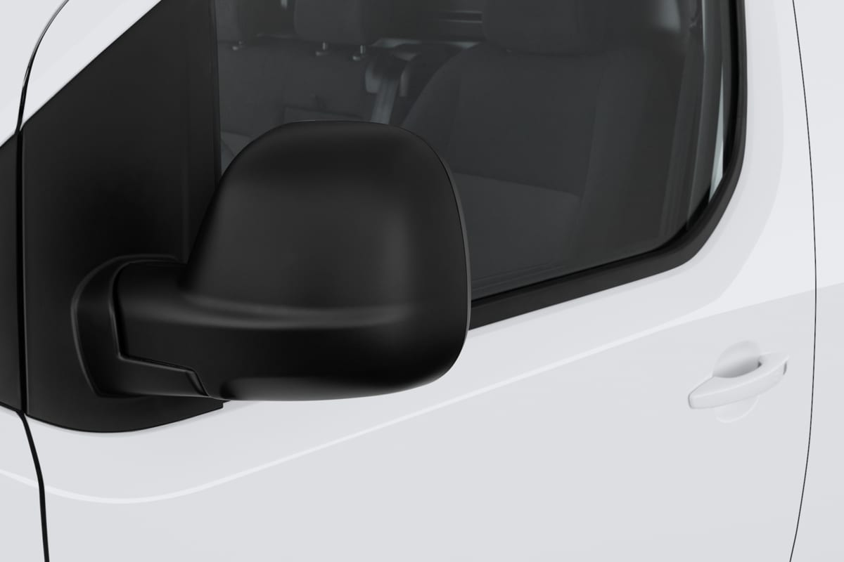 Rückspiegel eines Opel Vivaro-e Kastenwagen 