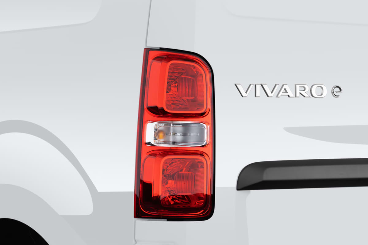 Heckleuchten eines Opel Vivaro-e Kastenwagen 