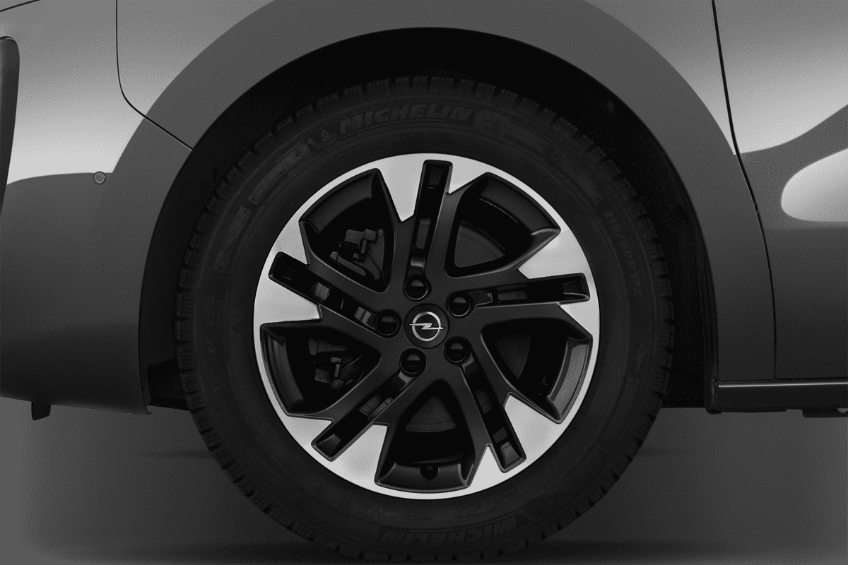 Radkappe oder Felge eines Opel Zafira Life