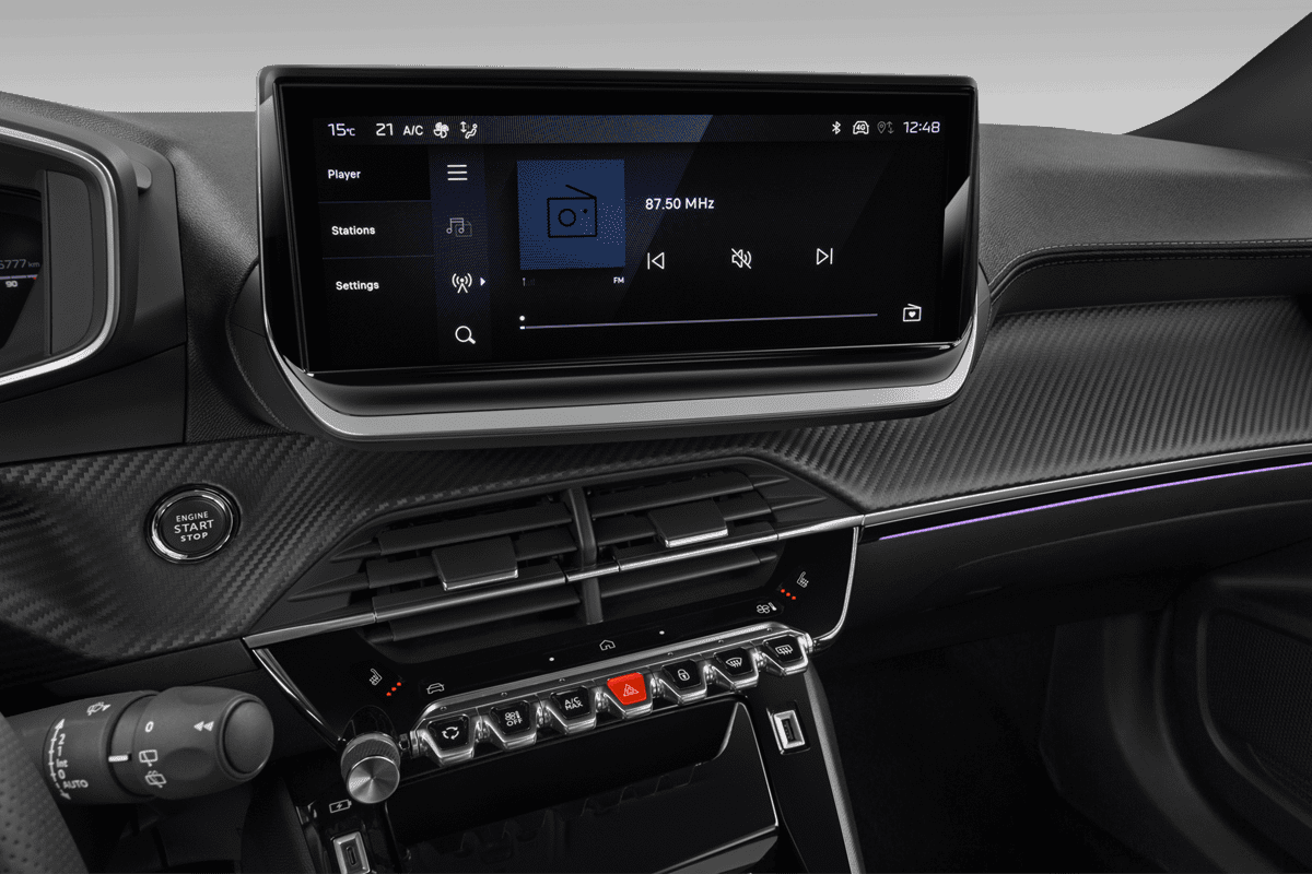Audiosystem eines Peugeot 2008 Hybrid