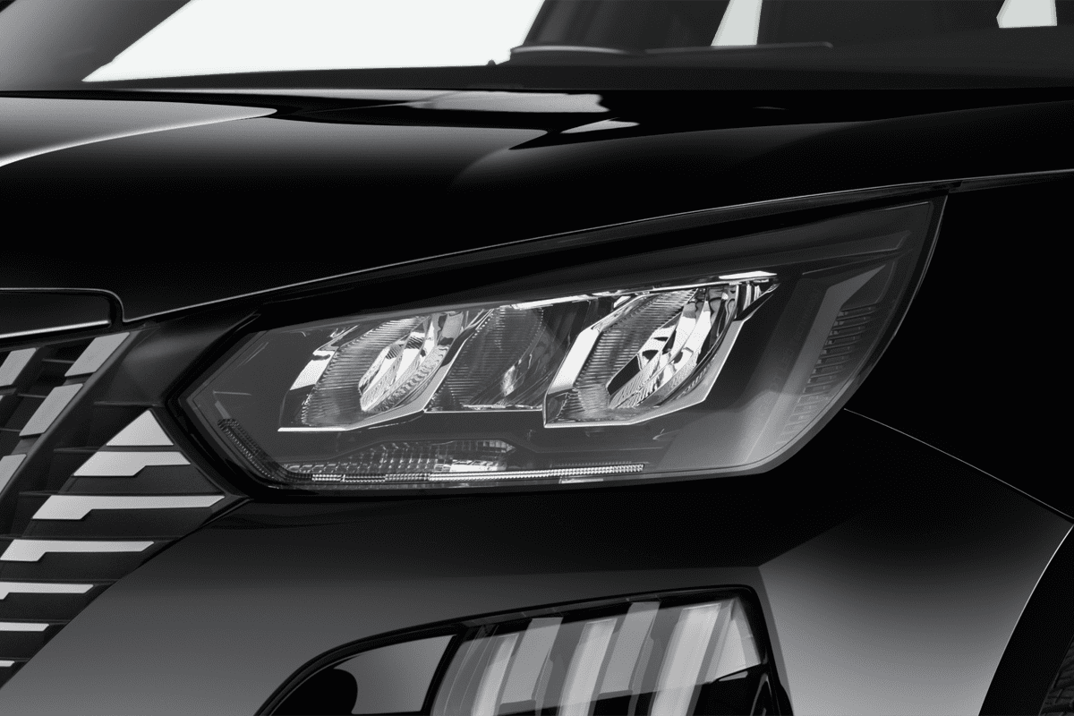 Frontscheinwerfer eines Peugeot 2008 Hybrid
