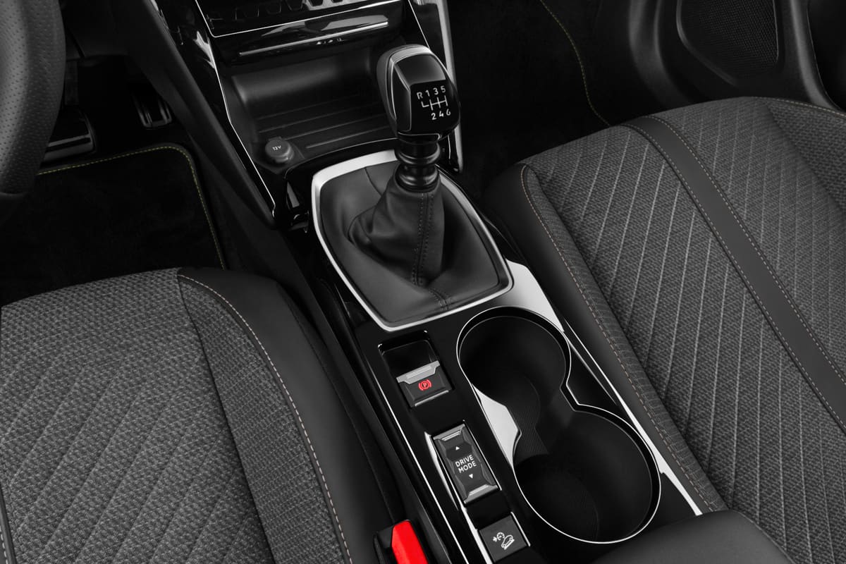 Schaltknüppel eines Peugeot 2008