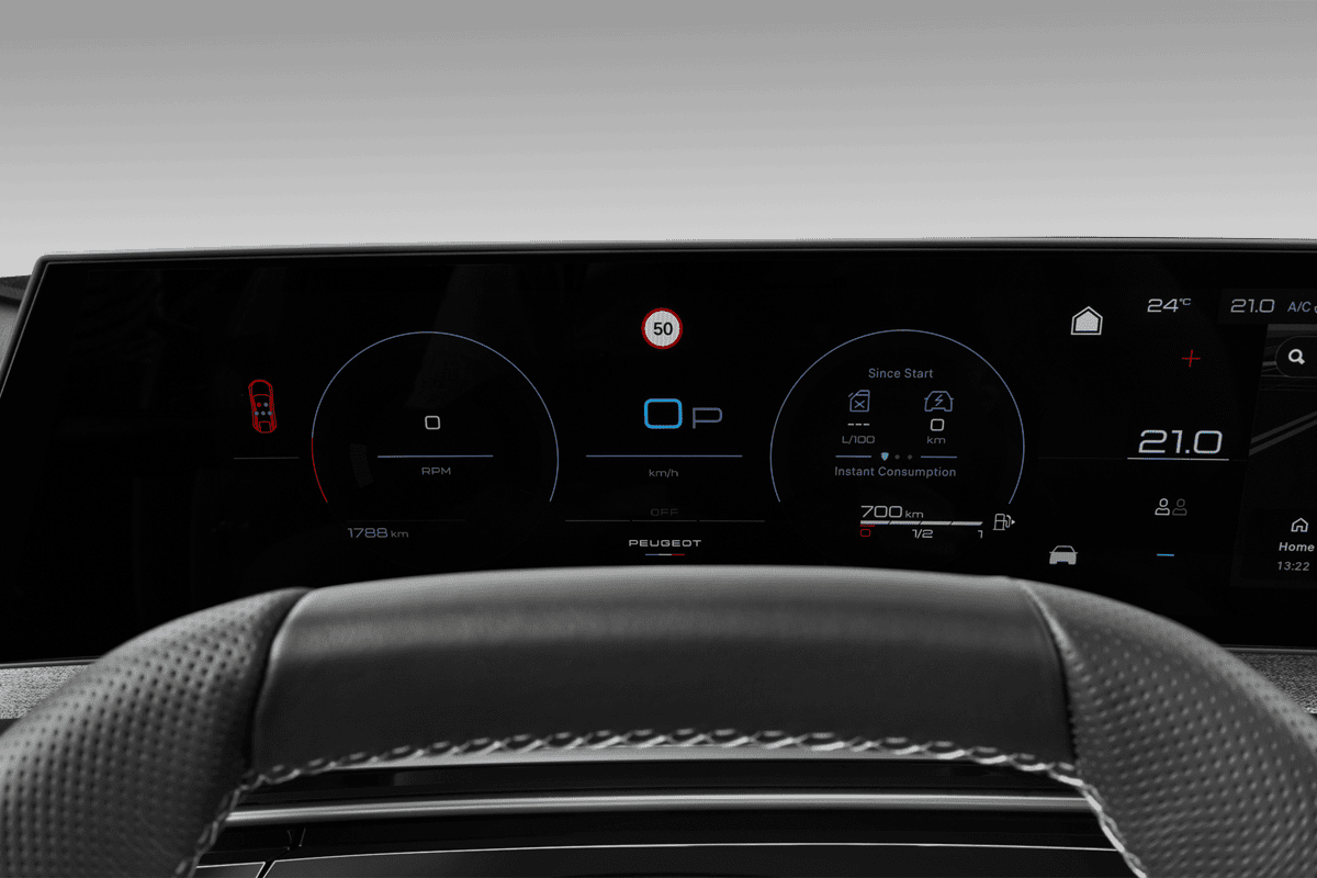 Kombiinstrument eines Peugeot 3008 Plug-In-Hybrid 