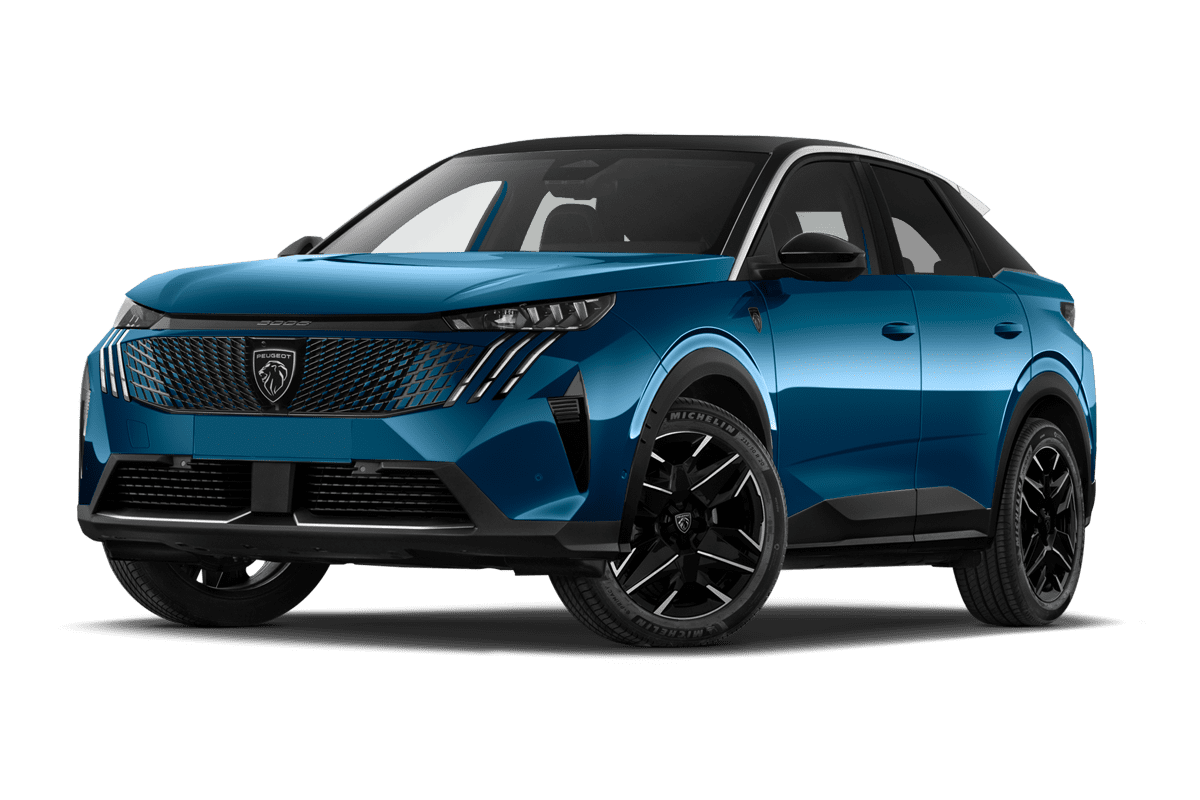 Tiefe, schräge Heckansicht eines Peugeot 3008 Plug-In-Hybrid , freigestellt