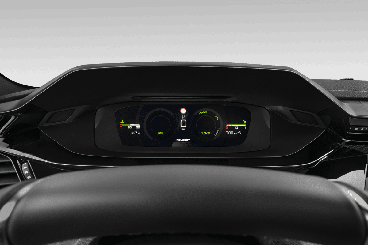 Kombiinstrument eines Peugeot 308 Plug-In-Hybrid