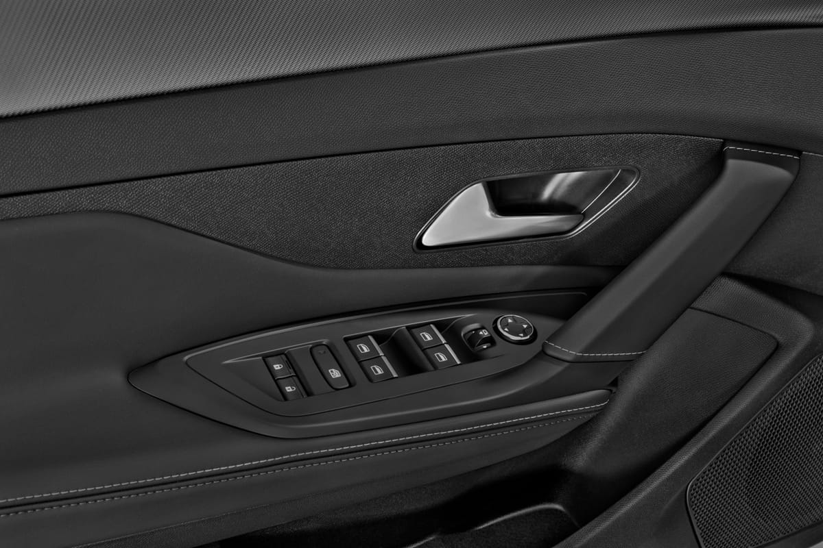 Türsteuerung eines Peugeot 308 Plug-In-Hybrid