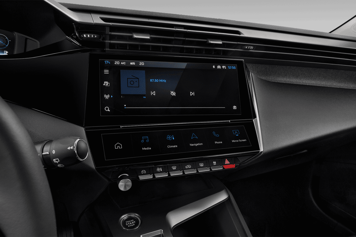 Audiosystem eines Peugeot 308 SW Plug-In-Hybrid