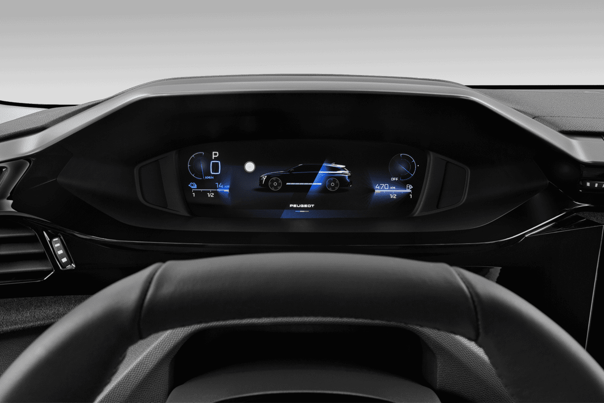 Kombiinstrument eines Peugeot 308 SW Plug-In-Hybrid