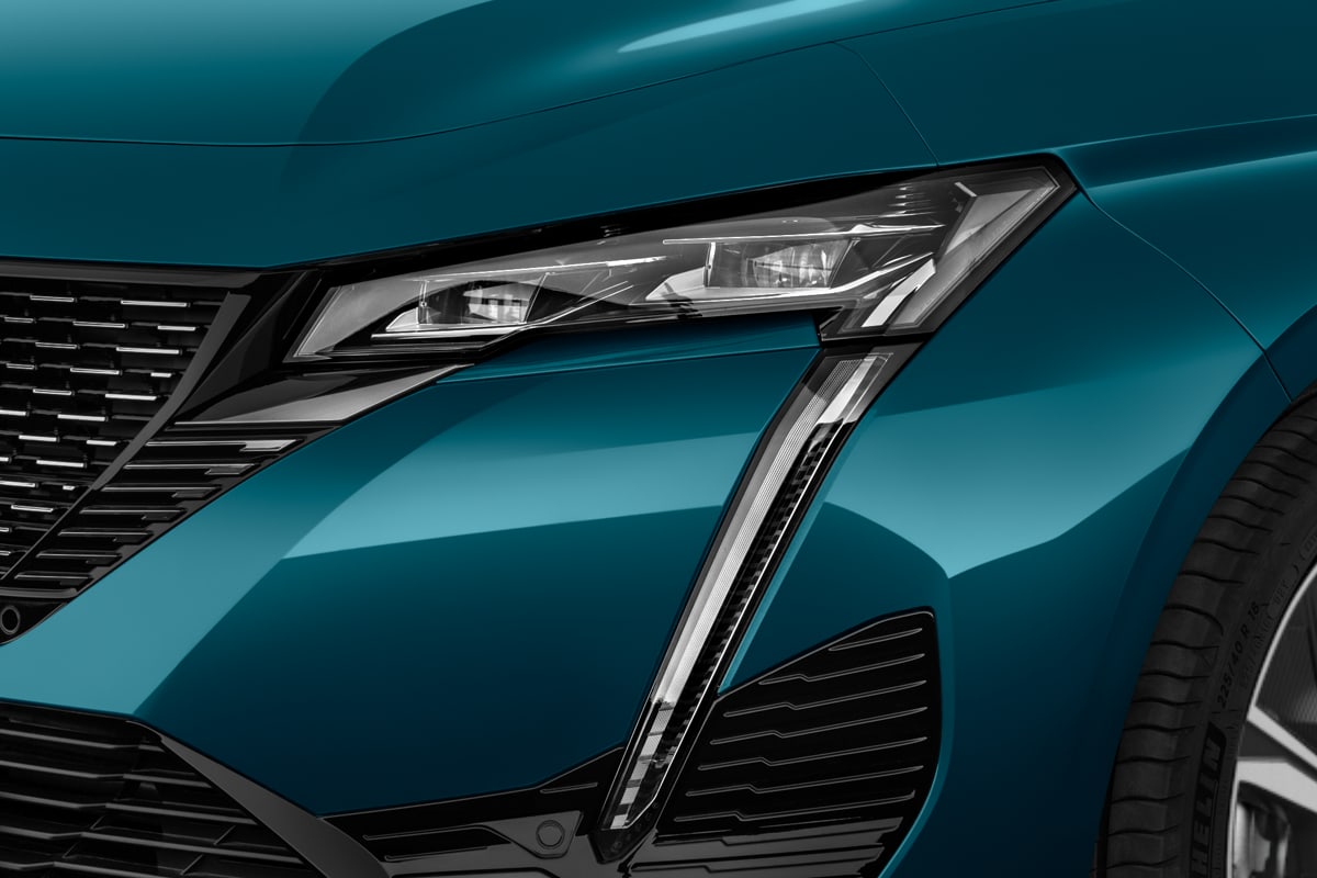 Frontscheinwerfer eines Peugeot 308 SW