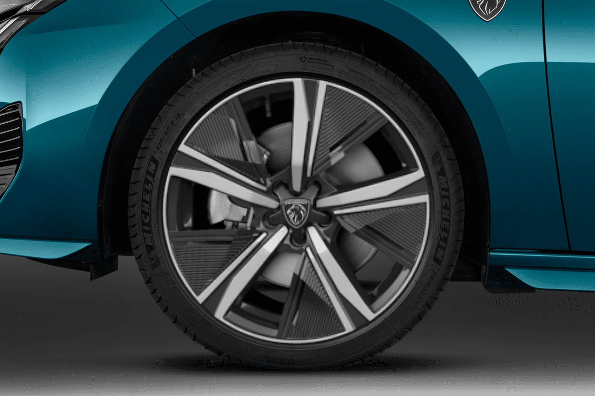 Radkappe oder Felge eines Peugeot 308 SW