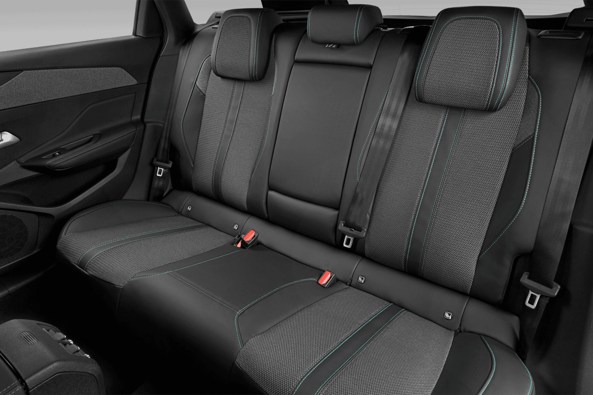 Rücksitzbank eines Peugeot 308 SW Hybrid