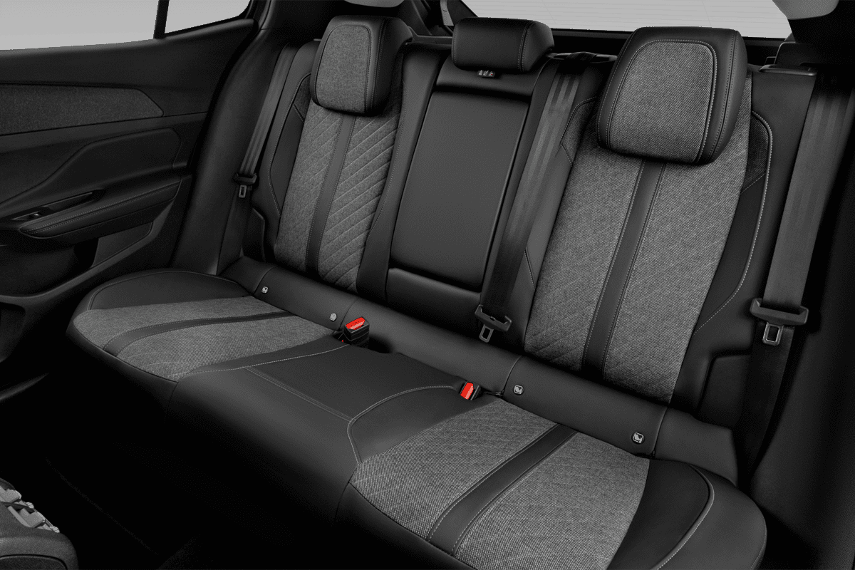 Rücksitzbank eines Peugeot 408 Hybrid