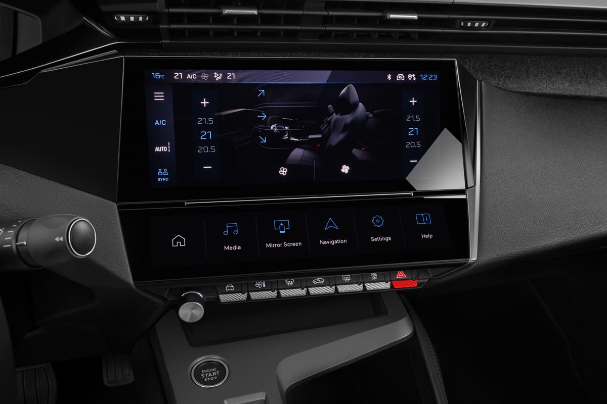 Klimasteuerung eines Peugeot 408 Hybrid