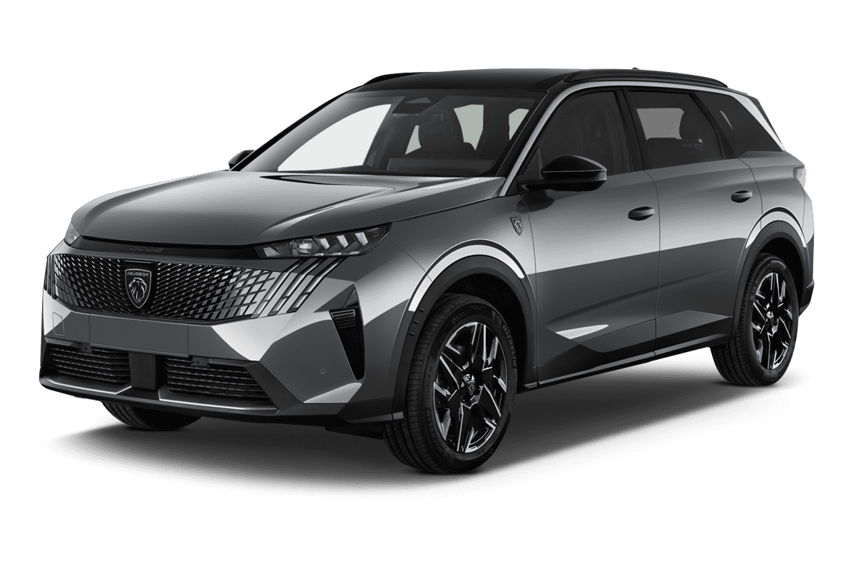 Schräge Frontansicht eines Peugeot 5008, freigestellt