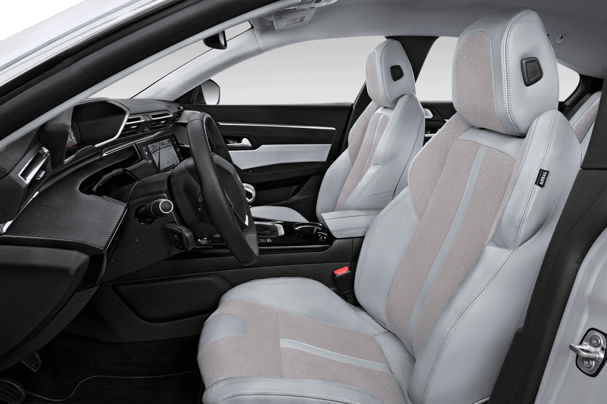 Vordersitze eines Peugeot 508 PSE