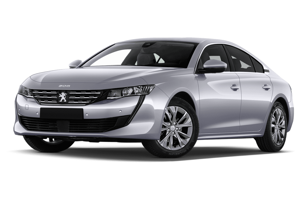 Tiefe, schräge Heckansicht eines Peugeot 508 PSE, freigestellt