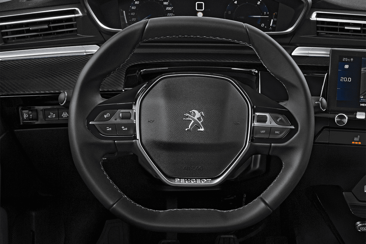 Lenkrad eines Peugeot 508 PSE