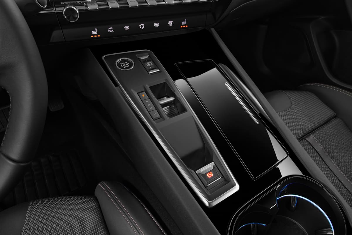 Schaltknüppel eines Peugeot 508