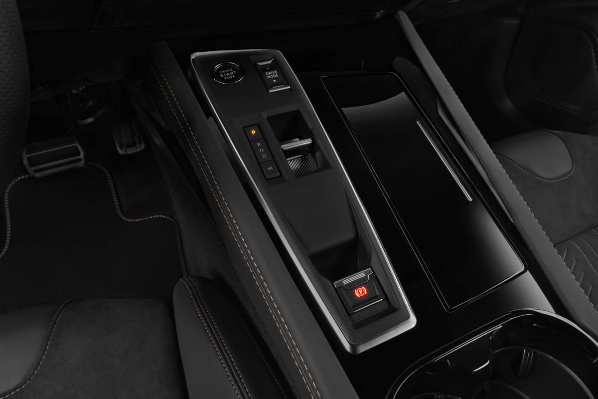 Schaltknüppel eines Peugeot 508 SW PSE