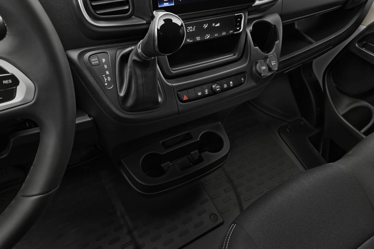 Schaltknüppel eines Peugeot e-Boxer