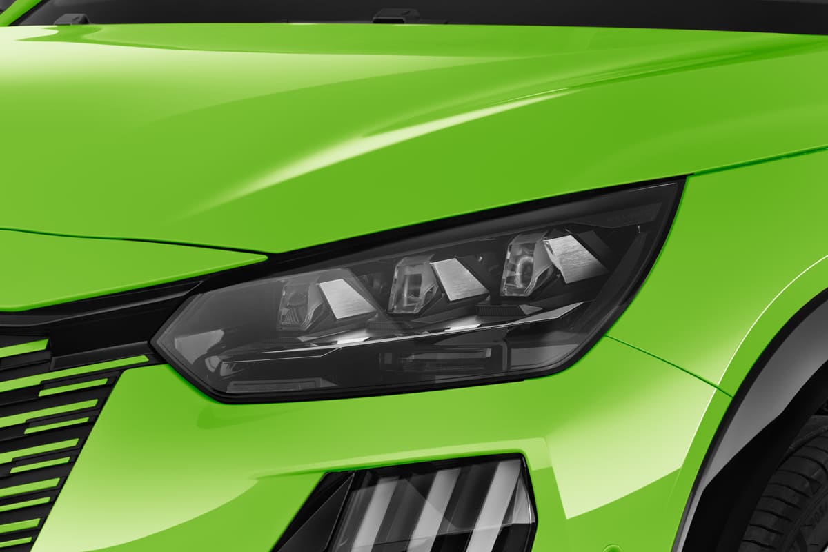 Frontscheinwerfer eines Peugeot e-208