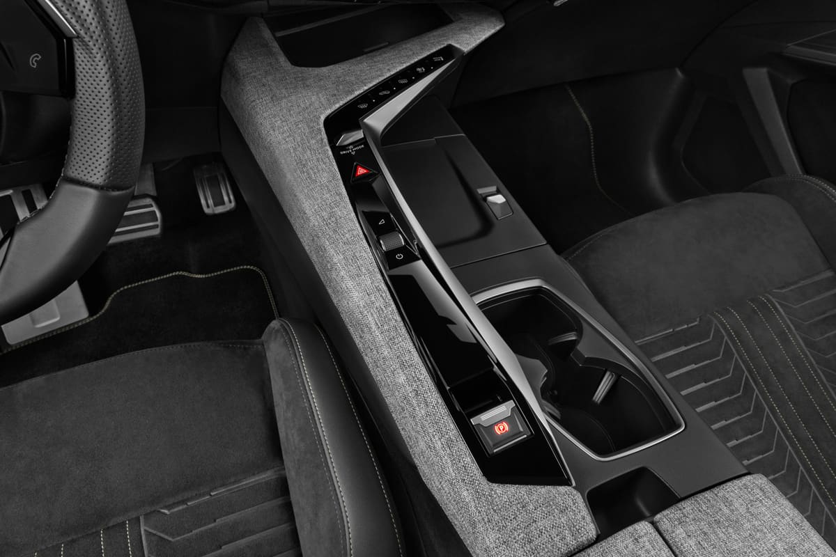 Schaltknüppel eines Peugeot 3008 Hybrid 