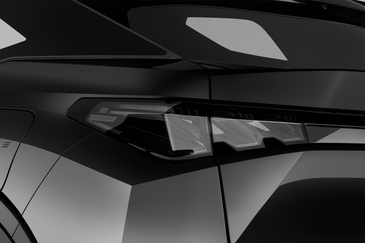 Heckleuchten eines Peugeot e-3008 