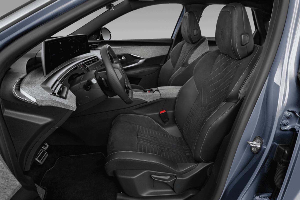 Vordersitze eines Peugeot e-3008 