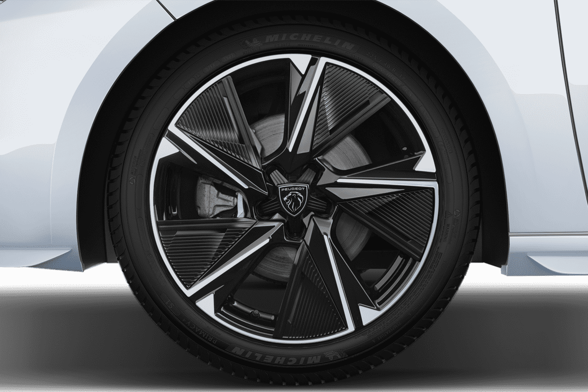 Radkappe oder Felge eines Peugeot e308